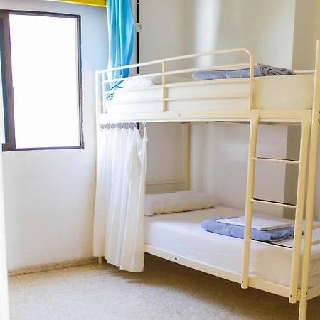 Casa Grande Surf Hostel-3
